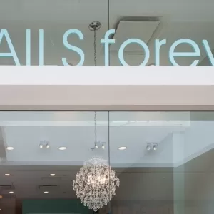 Nails Forever