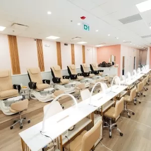 Oracle Nails & Beauty Bar