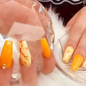 Q-Nails Lessard Rd