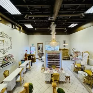 Royal Nails Bar