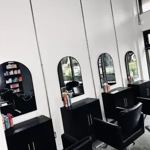 Salty Hair Lounge