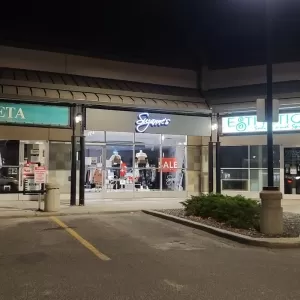 Suzanne's - Glenmore Landing