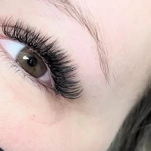 The Babe Cave Lashes